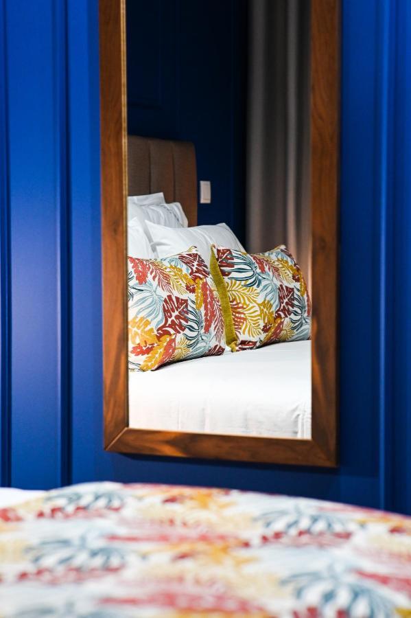 Bed & Breakfast 6/4 De *